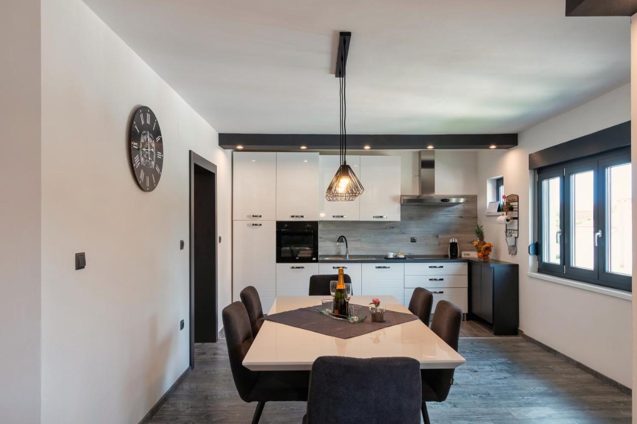 Apartman Gabrijela Muntic Luaran gambar