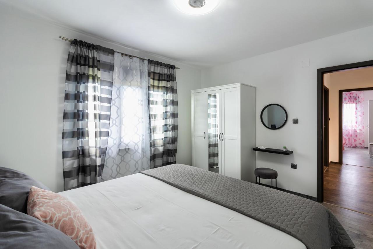 Apartman Gabrijela Muntic Luaran gambar